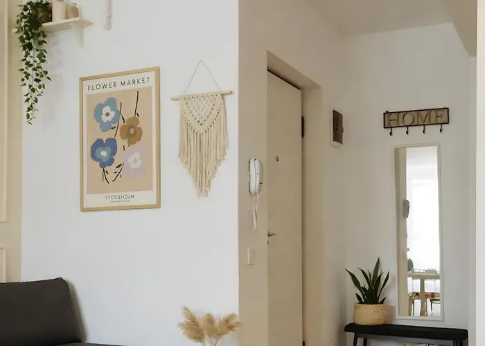 Downtown Tineretului Oasis -- New Building -- Self Check-in -- 1min Metro Station Appartamento *