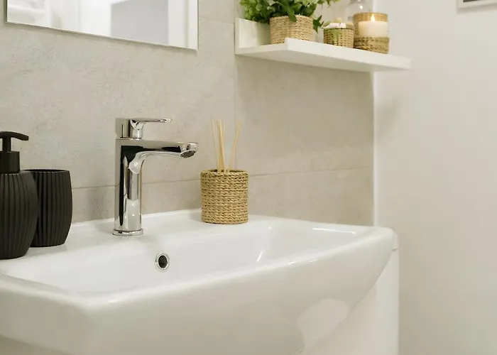 Appartamento Downtown Tineretului Oasis -- New Building -- Self Check-in -- 1min Metro Station Bucarest