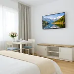 Downtown Tineretului Oasis -- New Building -- Self Check-in -- 1min Metro Station