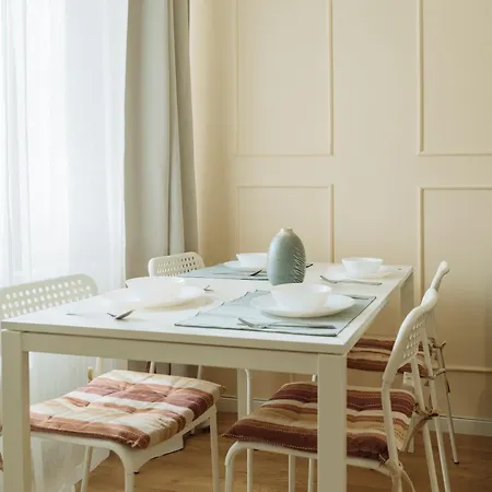 Downtown Tineretului Oasis -- New Building -- Self Check-in -- 1min Metro Station