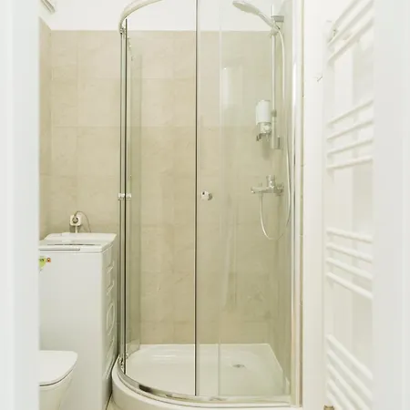 Downtown Tineretului Oasis -- New Building -- Self Check-in -- 1min Metro Station