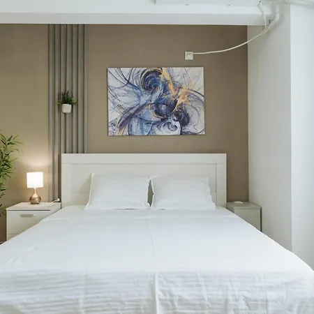 Downtown Tineretului Oasis -- New Building -- Self Check-in -- 1min Metro Station