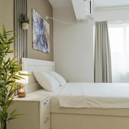 Downtown Tineretului Oasis -- New Building -- Self Check-in -- 1min Metro Station Apartment