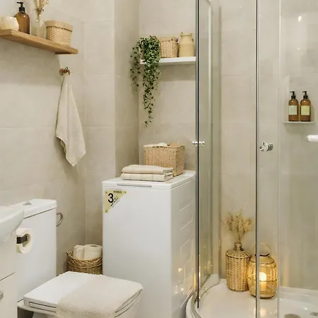 Appartement Downtown Tineretului Oasis -- New Building -- Self Check-in -- 1min Metro Station Bucarest