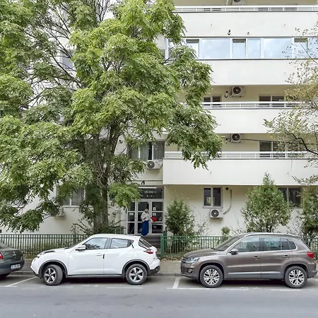 Downtown Tineretului Oasis -- New Building -- Self Check-in -- 1min Metro Station Bucarest