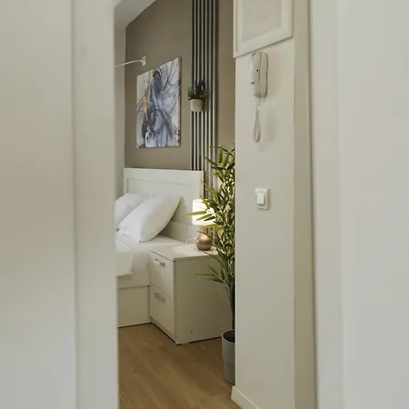 Appartement Downtown Tineretului Oasis -- New Building -- Self Check-in -- 1min Metro Station *