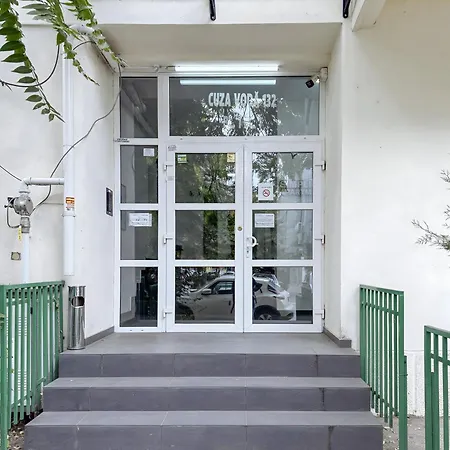 Downtown Tineretului Oasis -- New Building -- Self Check-in -- 1min Metro Station * Bucarest