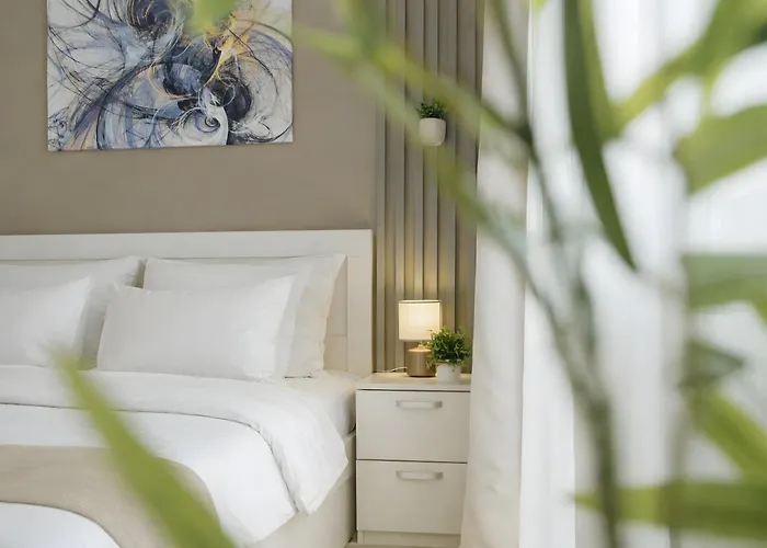 Downtown Tineretului Oasis -- New Building -- Self Check-in -- 1min Metro Station Apartment