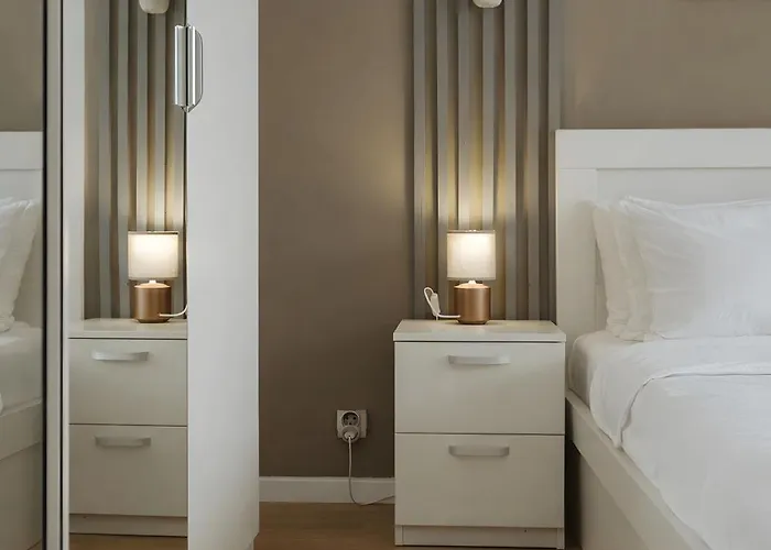 Downtown Tineretului Oasis -- New Building -- Self Check-in -- 1min Metro Station *