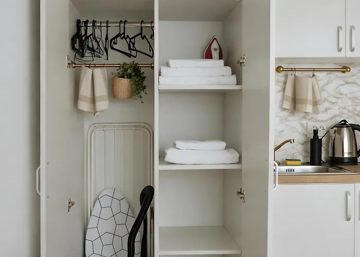 Apartment Downtown Tineretului Oasis -- New Building -- Self Check-in -- 1min Metro Station *