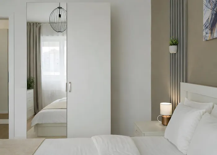 Downtown Tineretului Oasis -- New Building -- Self Check-in -- 1min Metro Station Apartment *