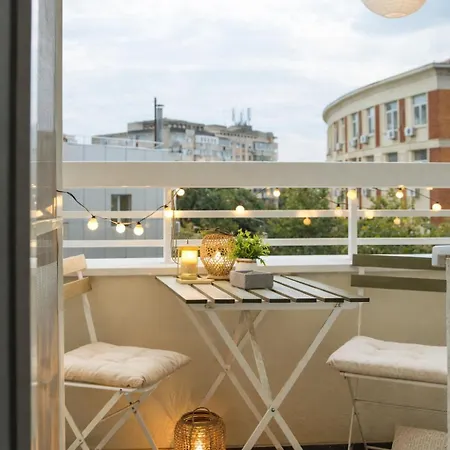 Downtown Tineretului Oasis -- New Building -- Self Check-in -- 1min Metro Station *